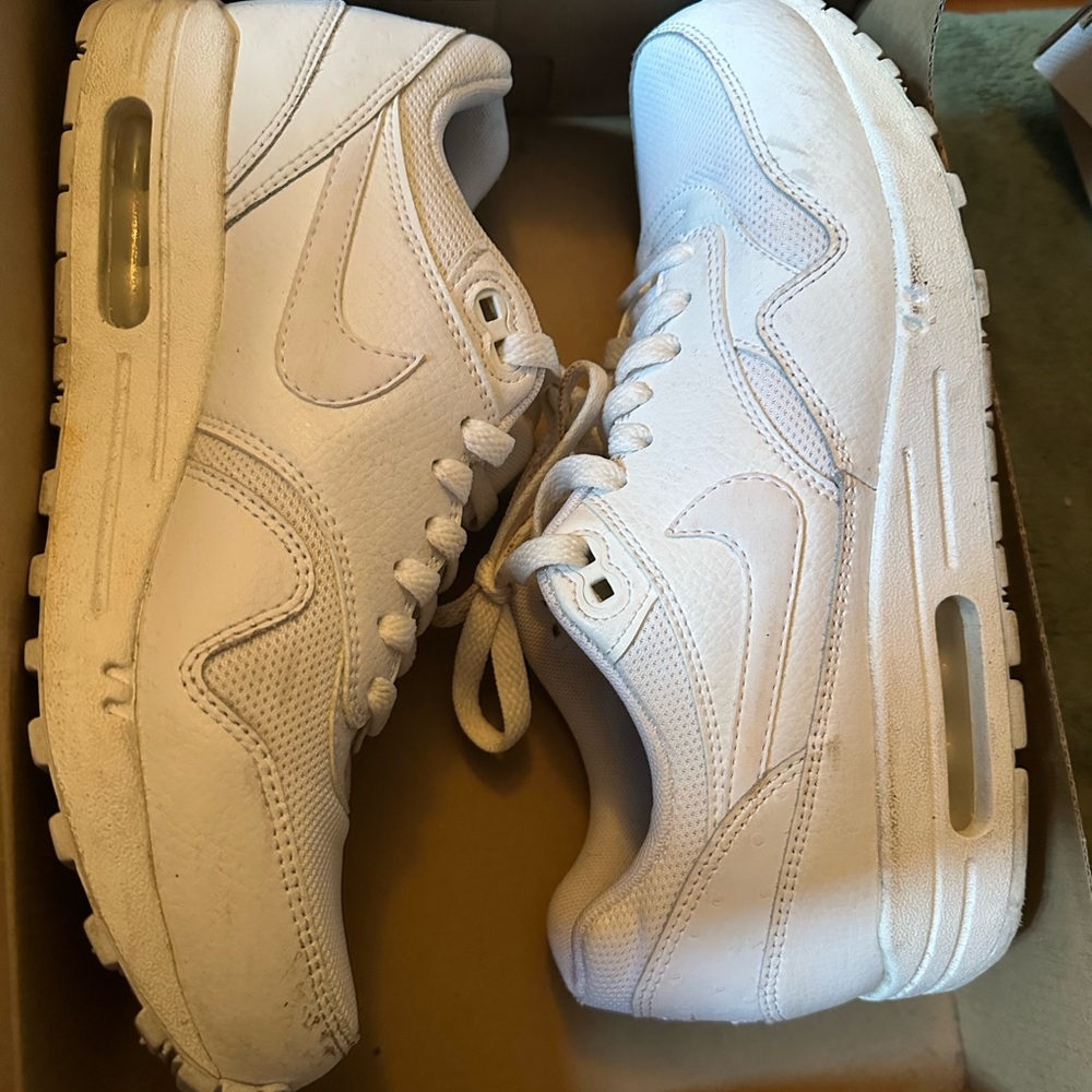 White Nike Air max 1 Sneakers women’s 10